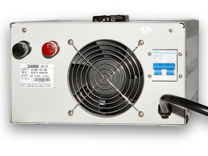 Laboratorní zdroj KXN-6060D 0-60V/60A