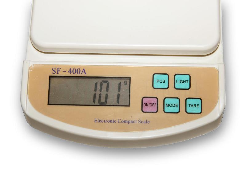 Digitální dopisní a balíková váha s váživostí do 5kg typ SF-400A