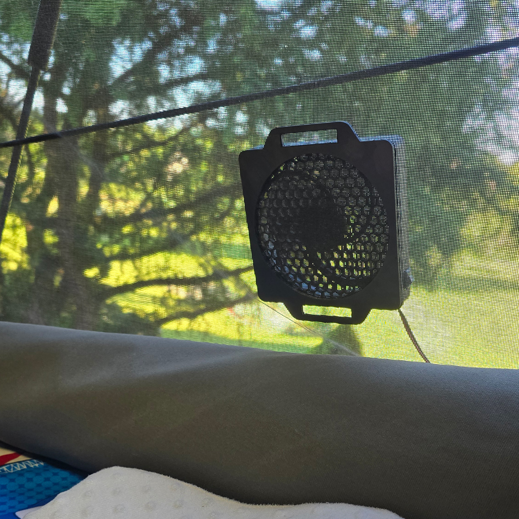 Ventilátor pro střešní nástavby, stany a karavany – magnetický 12V